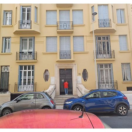 Extraordinaire Grand Studio Au Centre 6 Minutes A Pied De La Plage Et L'Hotel Negresco Nice Exterior photo